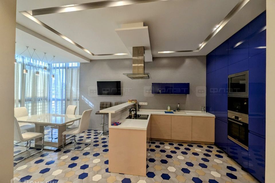 Сдаётся 3-комнатная квартира, 93 м²