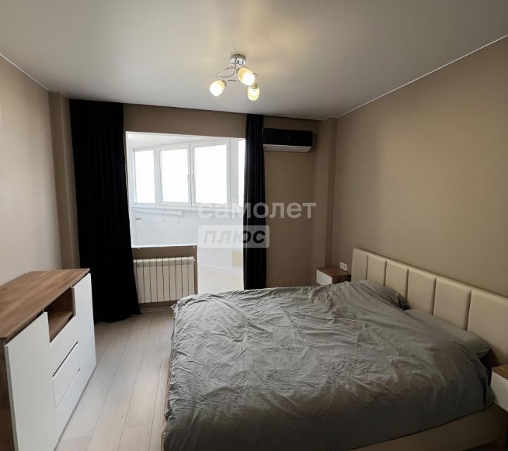 Продаётся 1-комнатная квартира, 52 м²