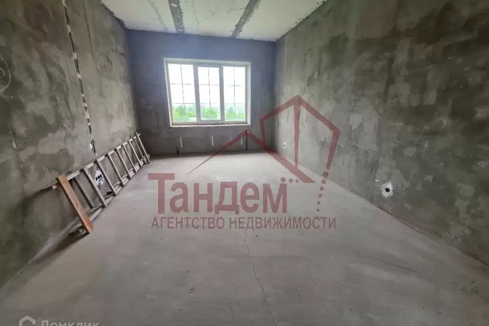 Продаётся 3-этажный дом, 370 м²