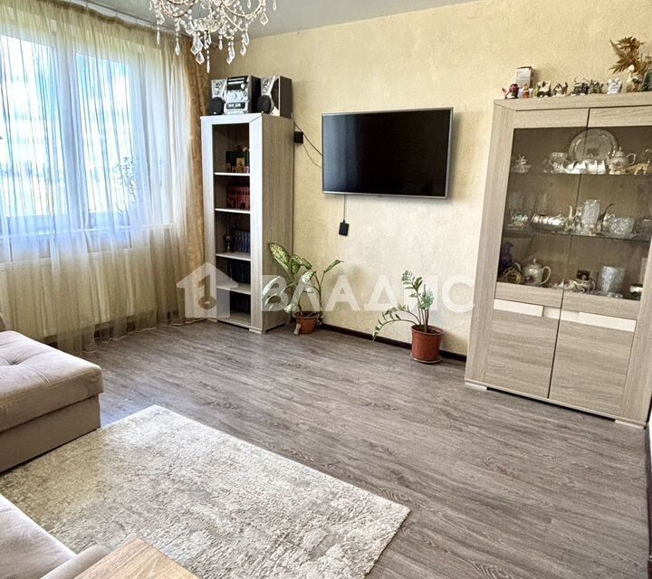 Продаётся 3-комнатная квартира, 76.2 м²