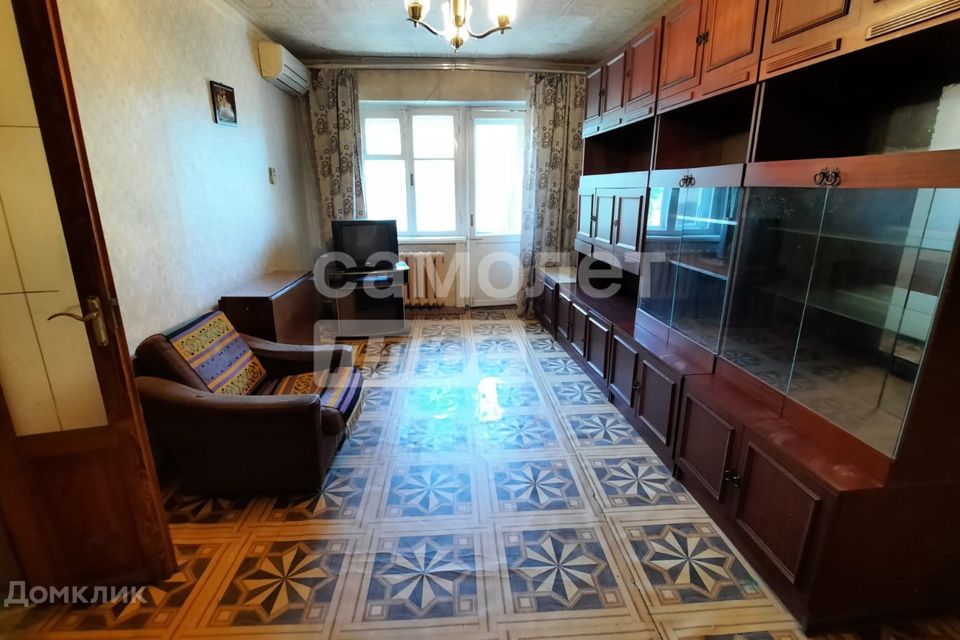 Продаётся 3-комнатная квартира, 56.9 м²
