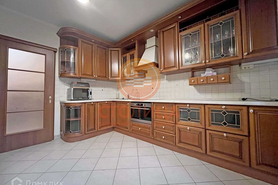 Сдаётся 4-комнатная квартира, 120 м²