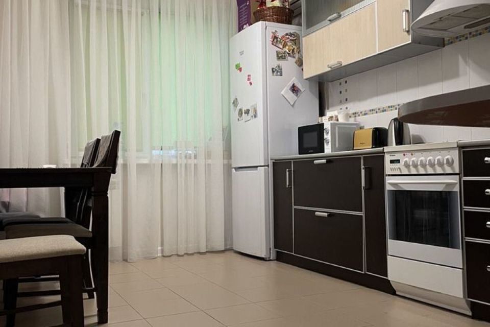 Продаётся 3-комнатная квартира, 64 м²