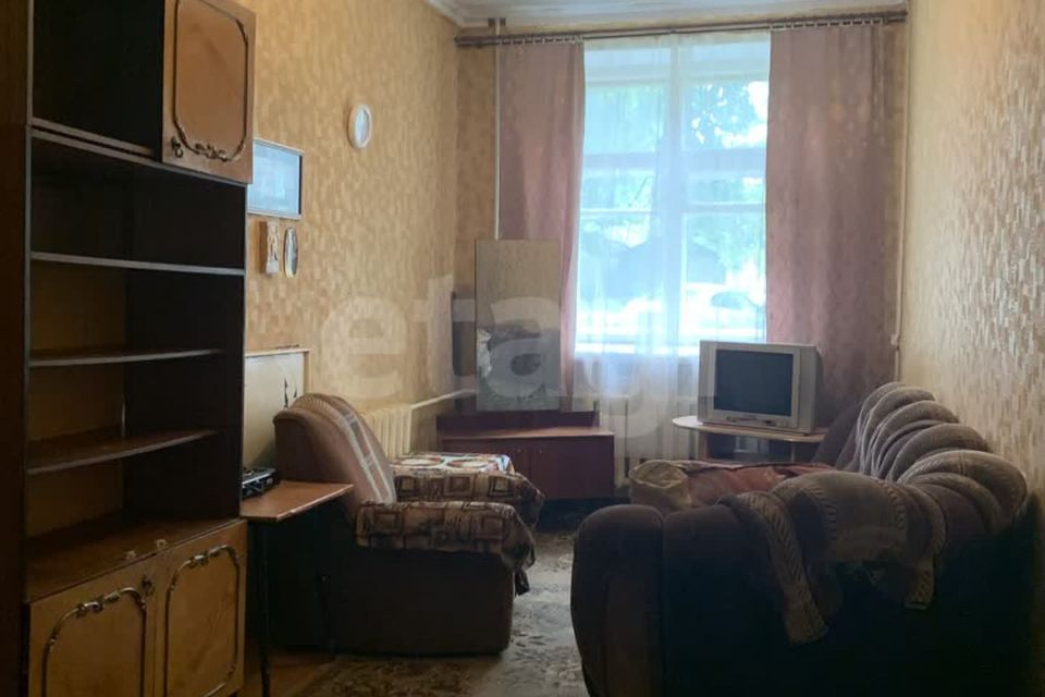 Продаётся комната в 1-комн. квартире, 57 м²