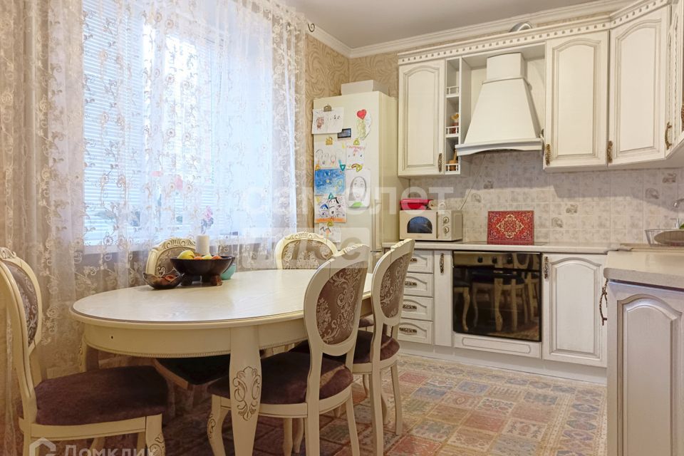 Продаётся 3-комнатная квартира, 95.9 м²