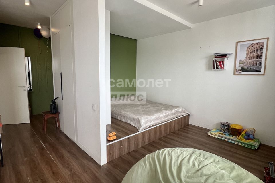 Продаётся 1-комнатная квартира, 42 м²