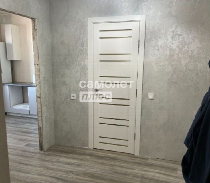 Продаётся 1-комнатная квартира, 40.5 м²