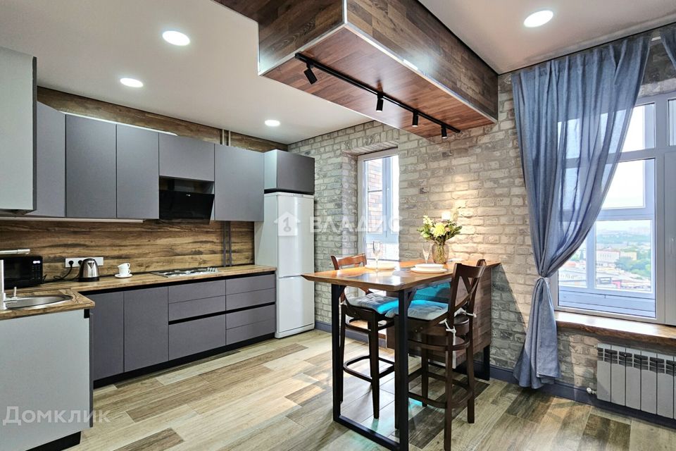 Сдаётся 2-комнатная квартира, 55.6 м²