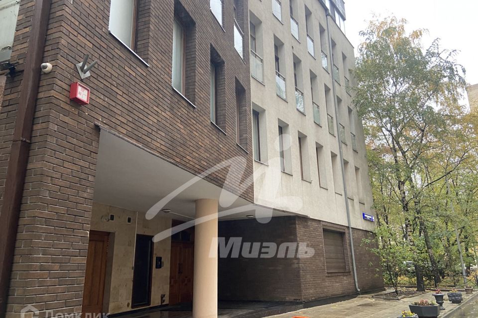 Сдаётся 3-комнатная квартира, 174.8 м²