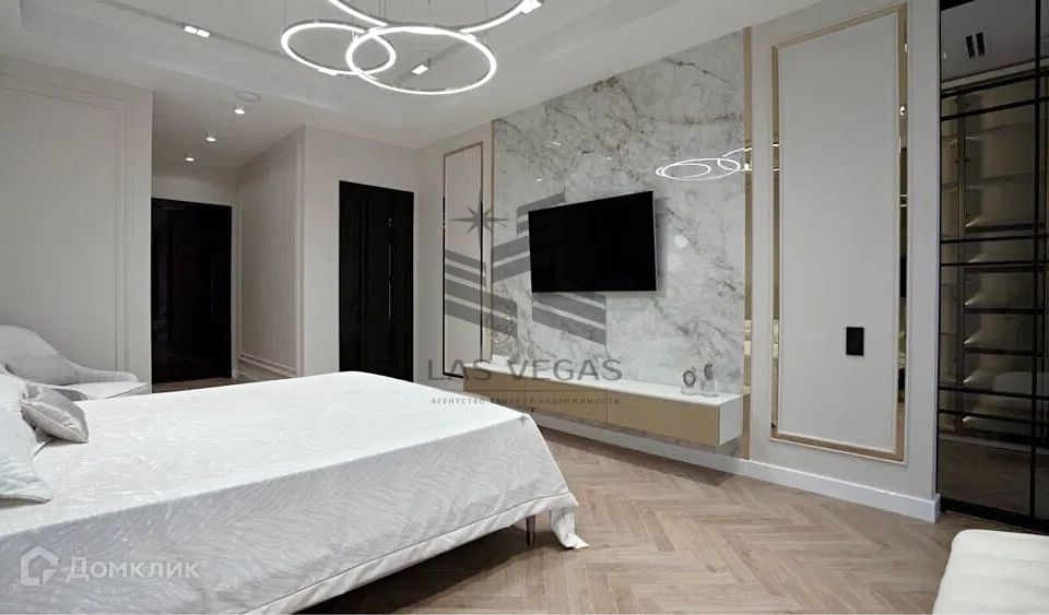 Сдаётся 3-комнатная квартира, 160 м²