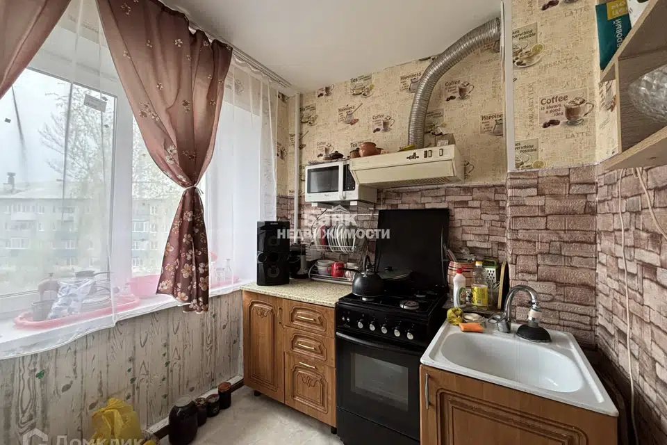 Продаётся 2-комнатная квартира, 49.4 м²
