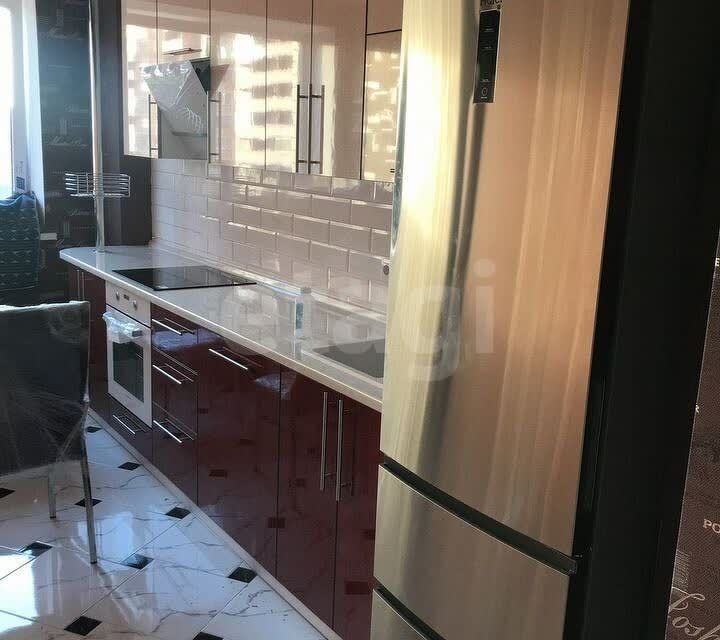 Продаётся 1-комнатная квартира, 46 м²