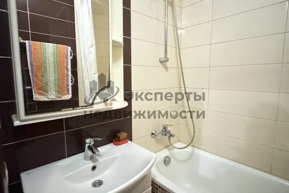 Продаётся 3-комнатная квартира, 73.8 м²
