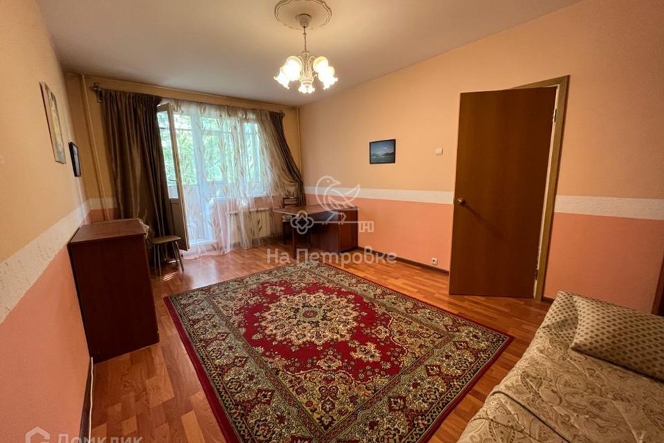 Сдаётся 1-комнатная квартира, 38 м²