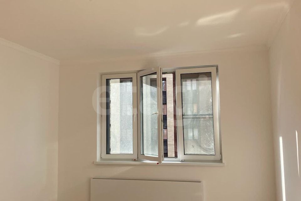 Продаётся 1-комнатная квартира, 39.9 м²