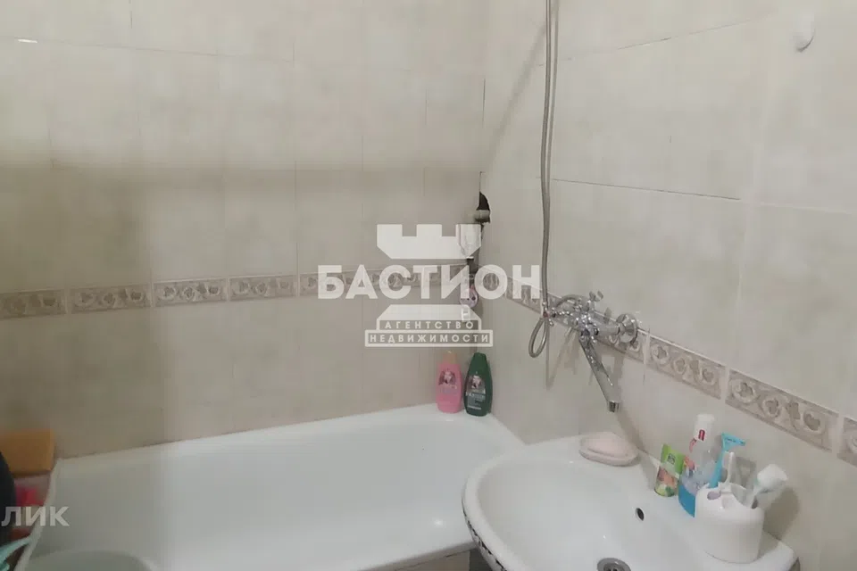 Продаётся 3-комнатная квартира, 72 м²