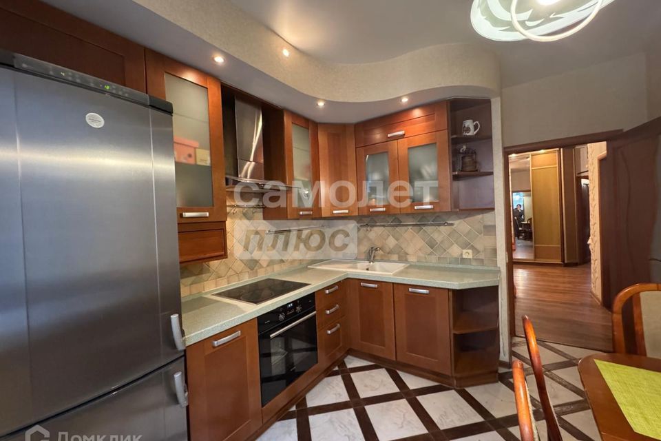Продаётся 2-комнатная квартира, 68.5 м²