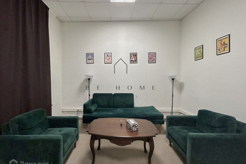 Сдаётся 10-комнатная квартира, 210.4 м²