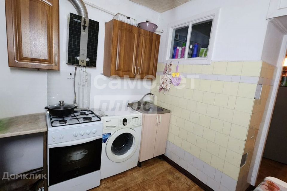 Продаётся 3-комнатная квартира, 60.5 м²