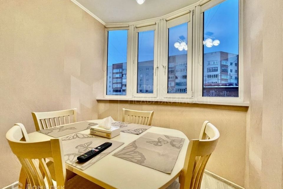 Продаётся 3-комнатная квартира, 100.6 м²