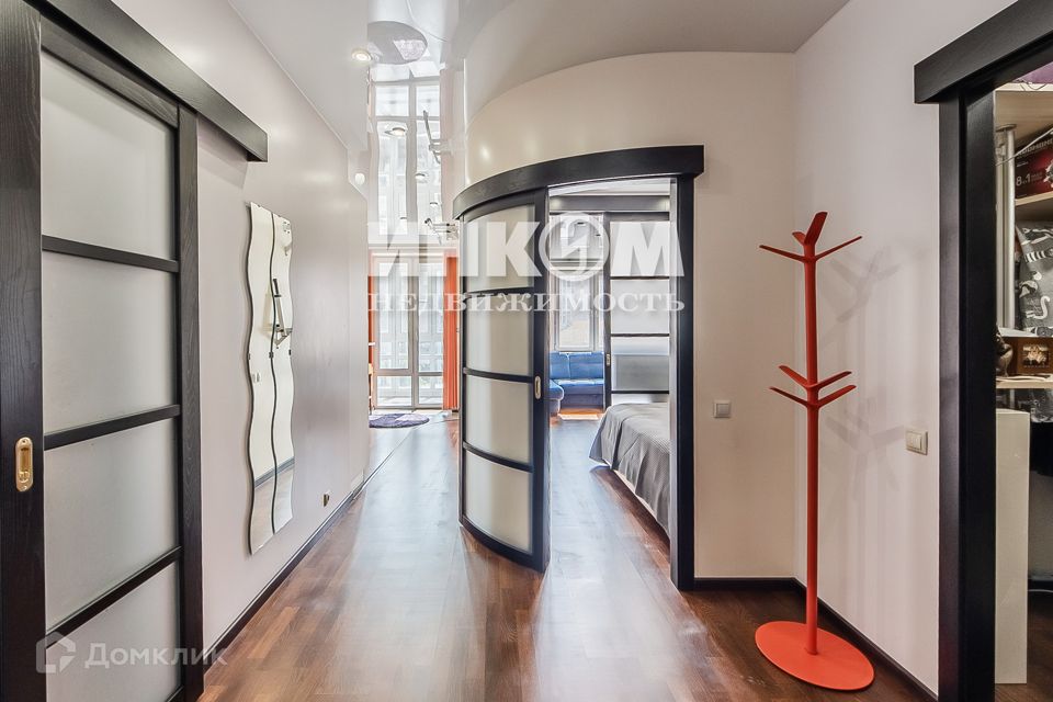 Продаётся 1-комнатная квартира, 51.6 м²
