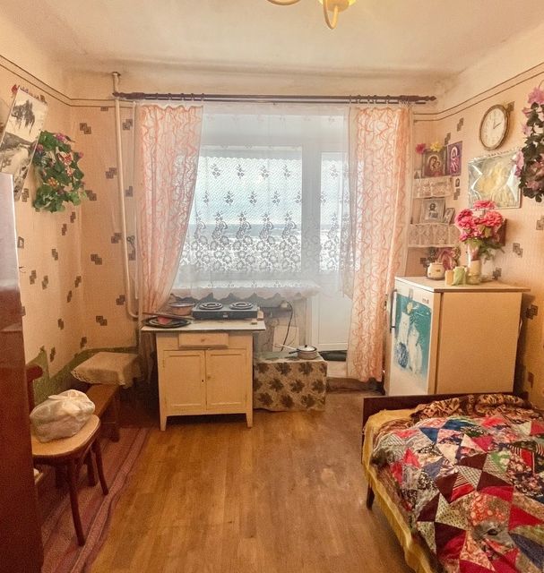 Продаётся комната в 1-комн. квартире, 12 м²