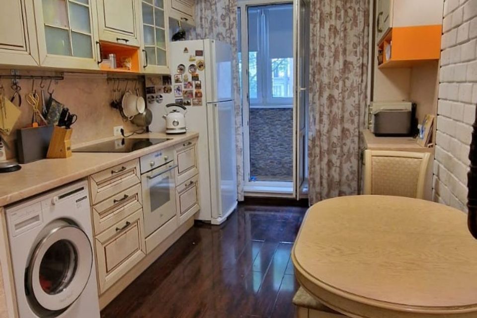 Продаётся 3-комнатная квартира, 70 м²