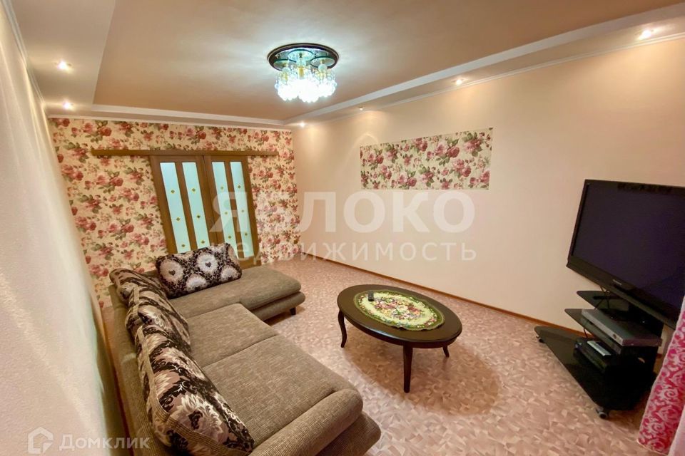 Продаётся 3-комнатная квартира, 65 м²