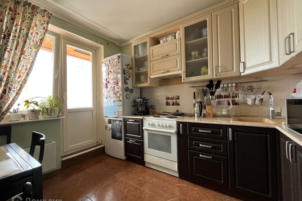Продаётся 1-комнатная квартира, 42.2 м²