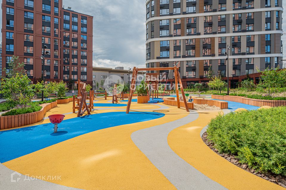 Продаётся 2-комнатная квартира, 55.6 м²