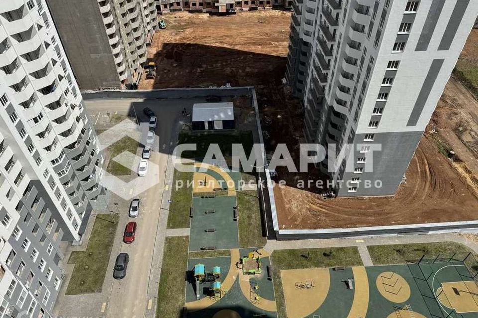 Продаётся 1-комнатная квартира, 43.3 м²