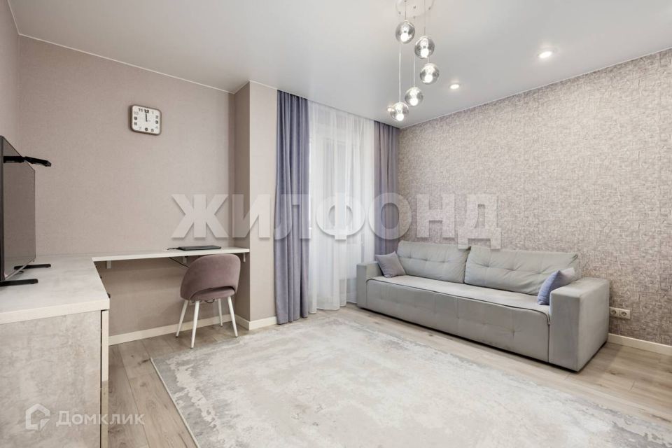 Продаётся 1-комнатная квартира, 63.9 м²