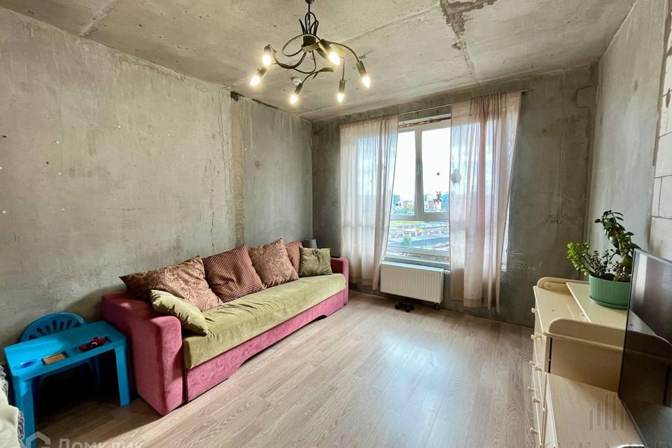 Продаётся 1-комнатная квартира, 45.6 м²