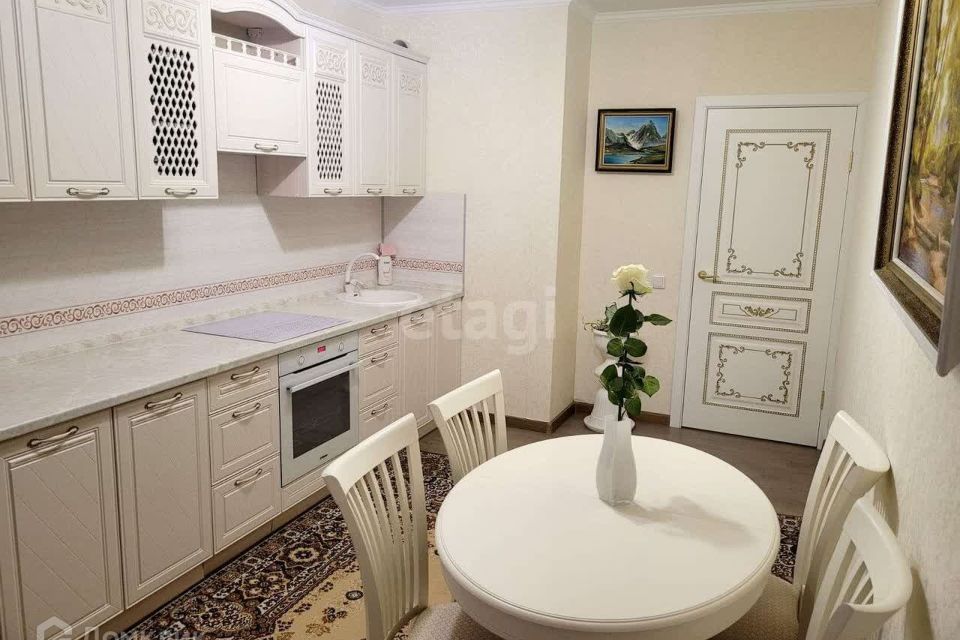 Продаётся 3-комнатная квартира, 86 м²