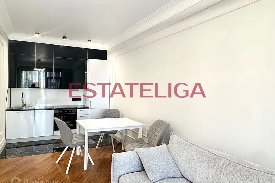 Продаётся 1-комнатная квартира, 47.6 м²