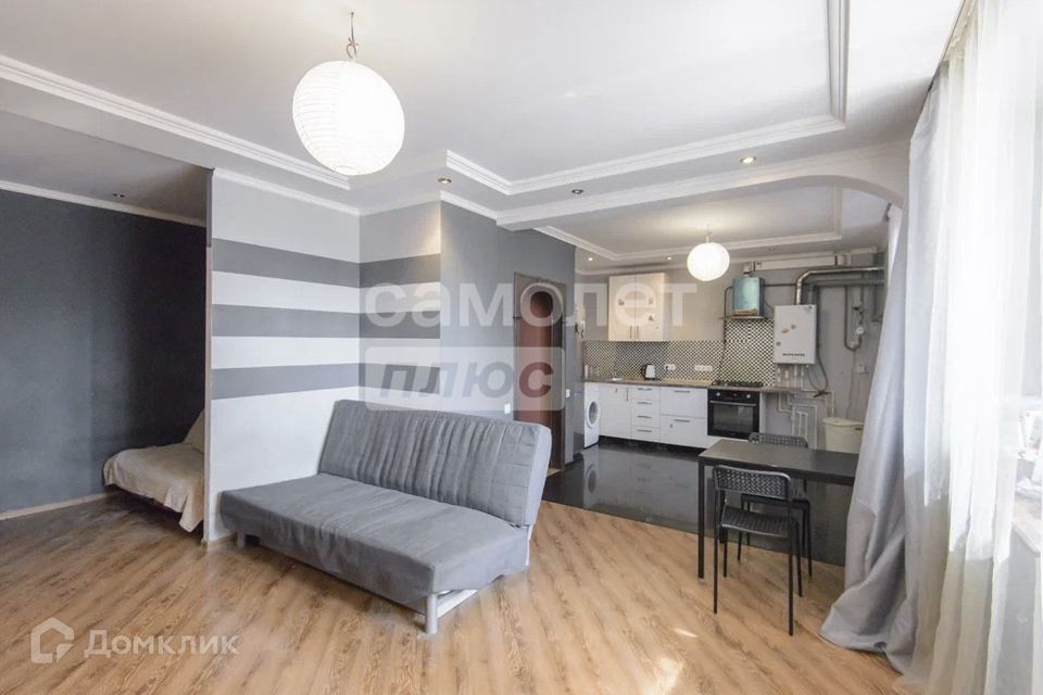 Продаётся 1-комнатная квартира, 51.9 м²