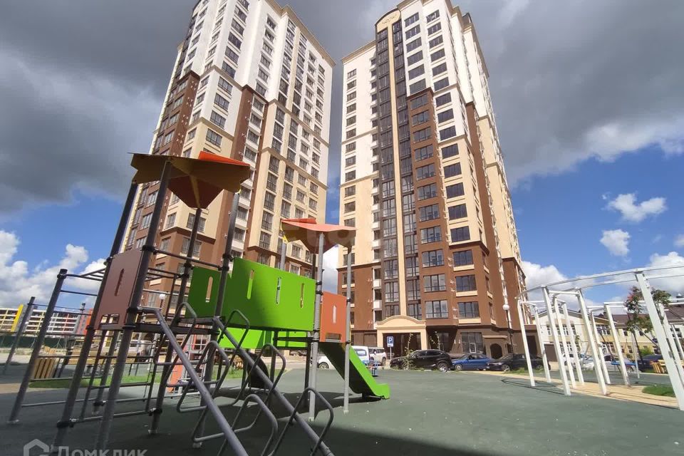 Продаётся 1-комнатная квартира, 41.83 м²