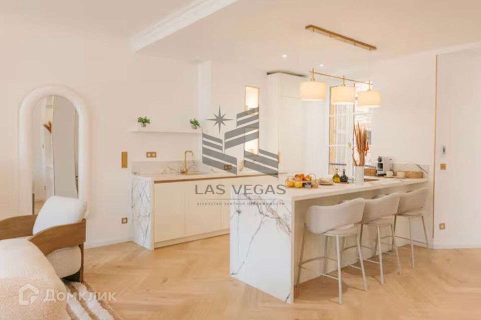 Сдаётся 2-комнатная квартира, 55 м²