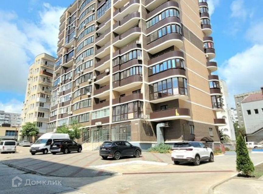 Продаётся 2-комнатная квартира, 65.3 м²