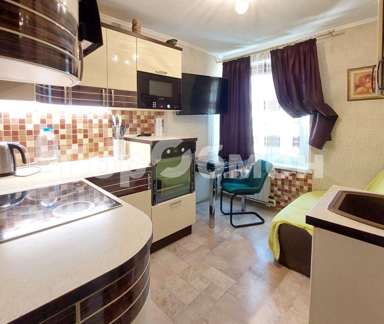 Продаётся 3-комнатная квартира, 64.1 м²