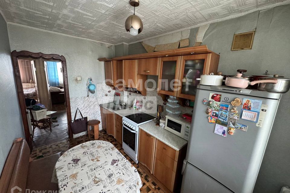 Продаётся 3-комнатная квартира, 59.8 м²