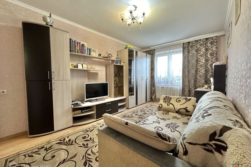 Продаётся 2-комнатная квартира, 57.6 м²