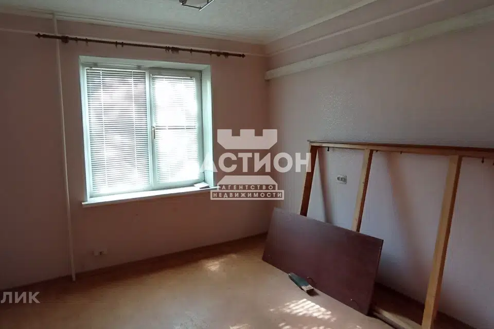 Продаётся 3-комнатная квартира, 67 м²