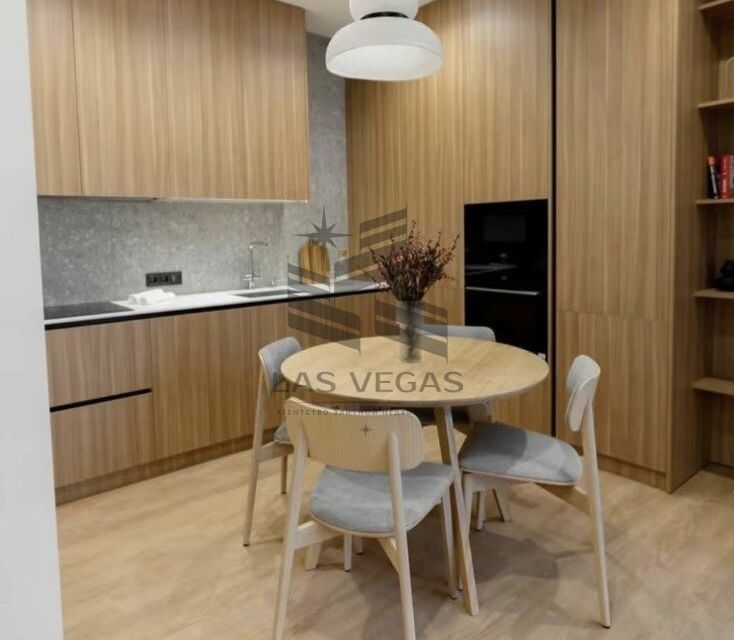 Сдаётся 3-комнатная квартира, 85 м²