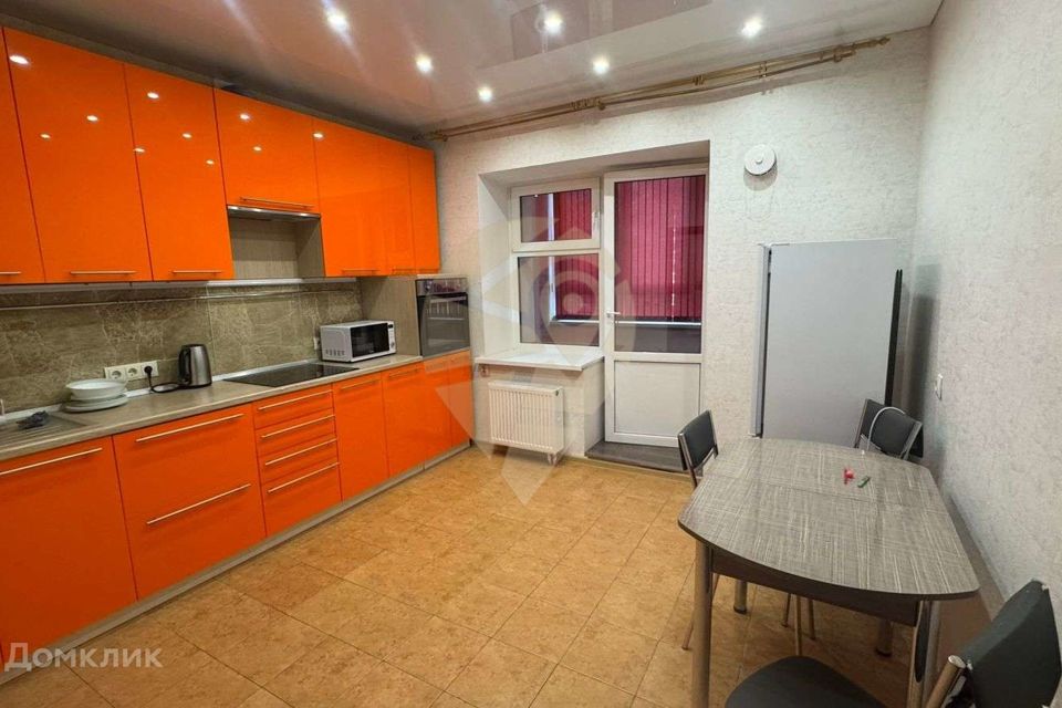 Сдаётся 3-комнатная квартира, 90 м²