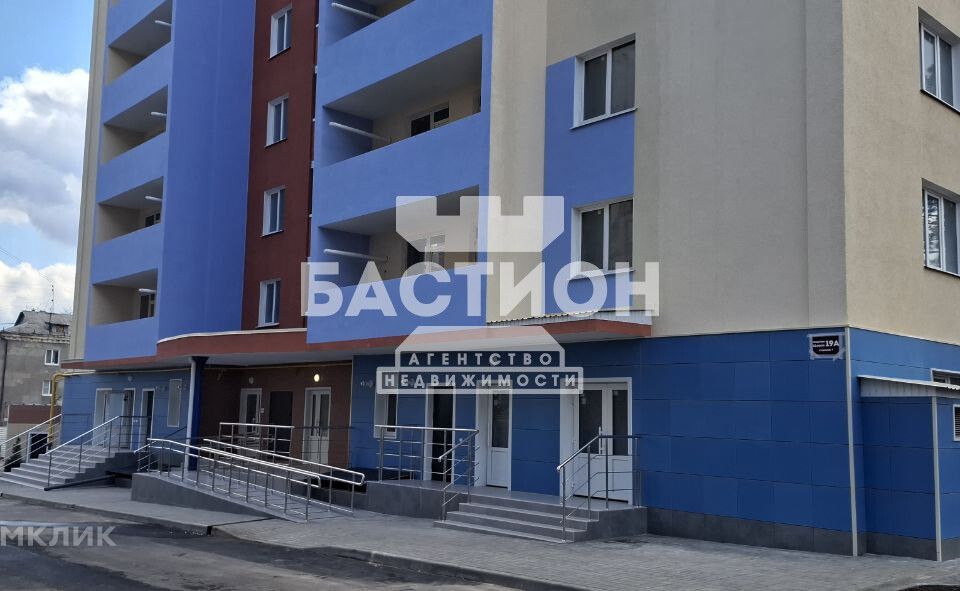 Продаётся 3-комнатная квартира, 107 м²