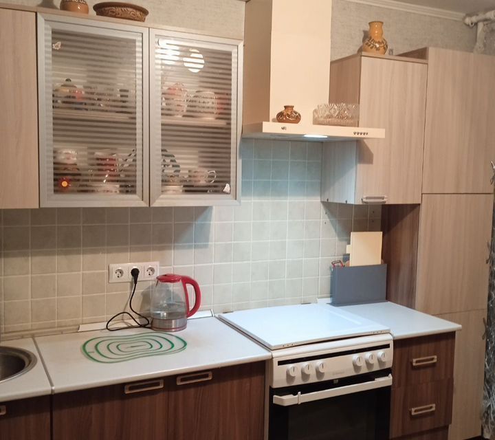 Продаётся 1-комнатная квартира, 42 м²