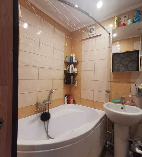 Продаётся 2-комнатная квартира, 40.4 м²