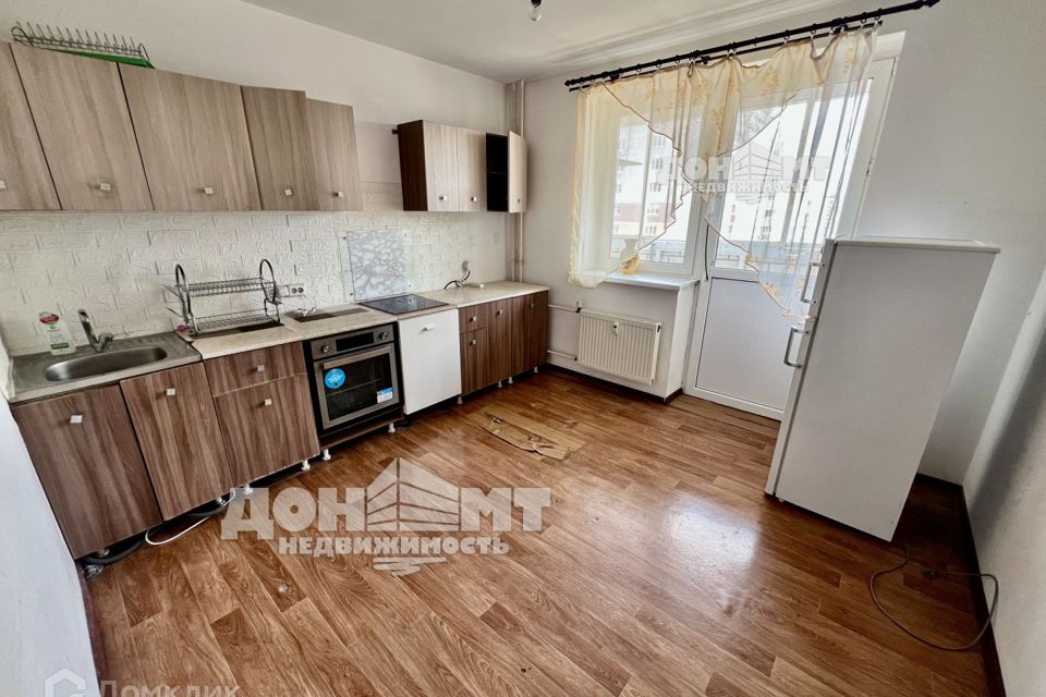 Продаётся 1-комнатная квартира, 42 м²