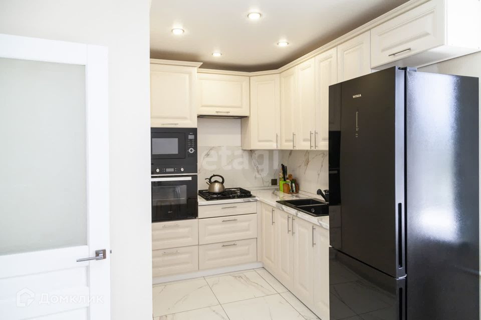 Продаётся 3-комнатная квартира, 61.2 м²